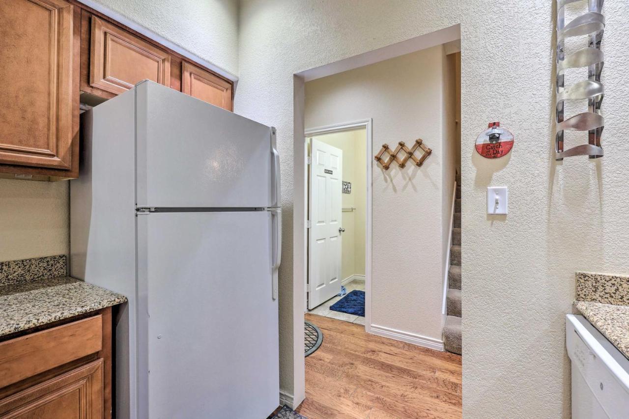 Inviting Afton Townhome With Hot Tub, Walk To Lake! Exterior photo