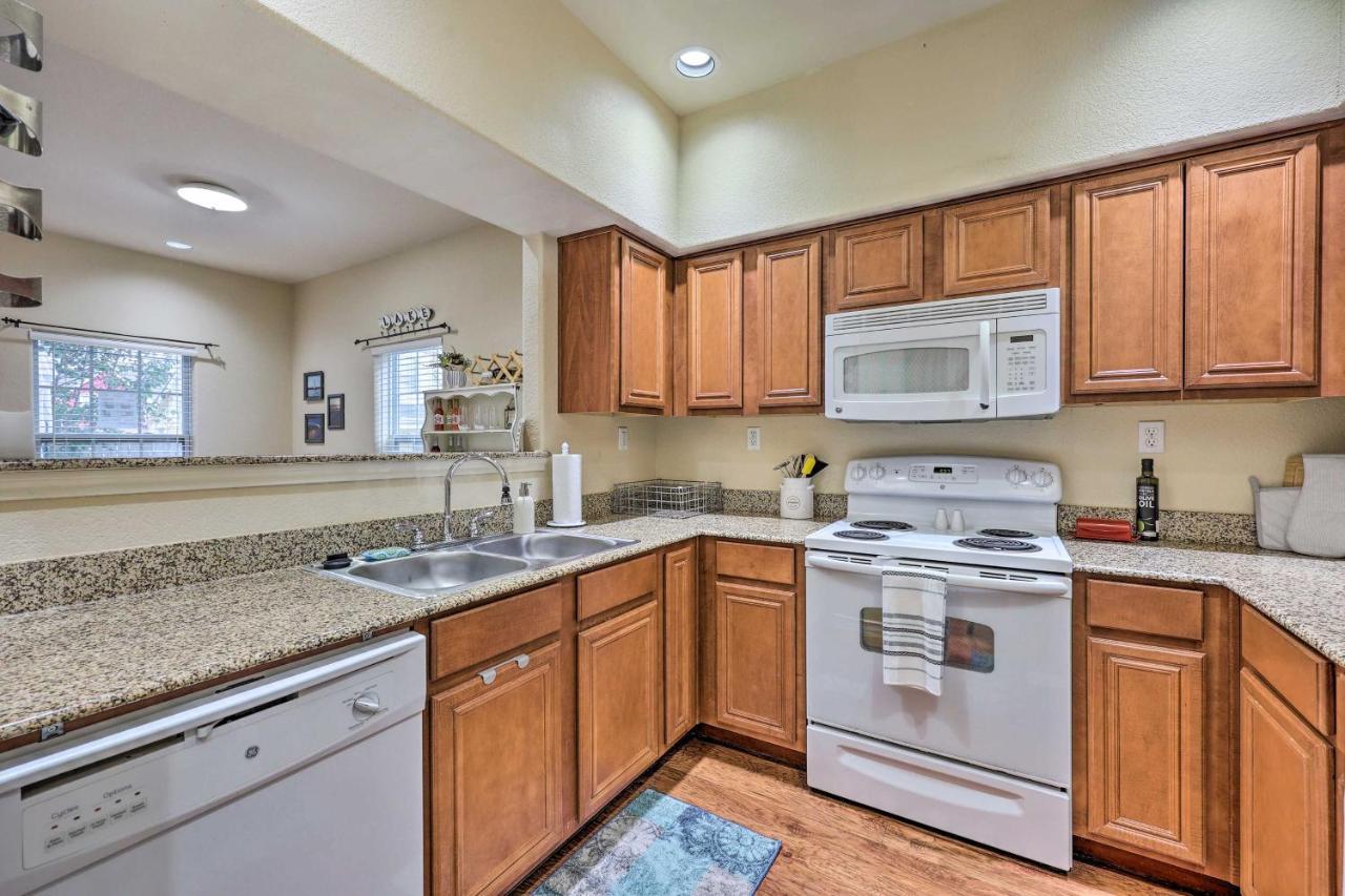Inviting Afton Townhome With Hot Tub, Walk To Lake! Exterior photo