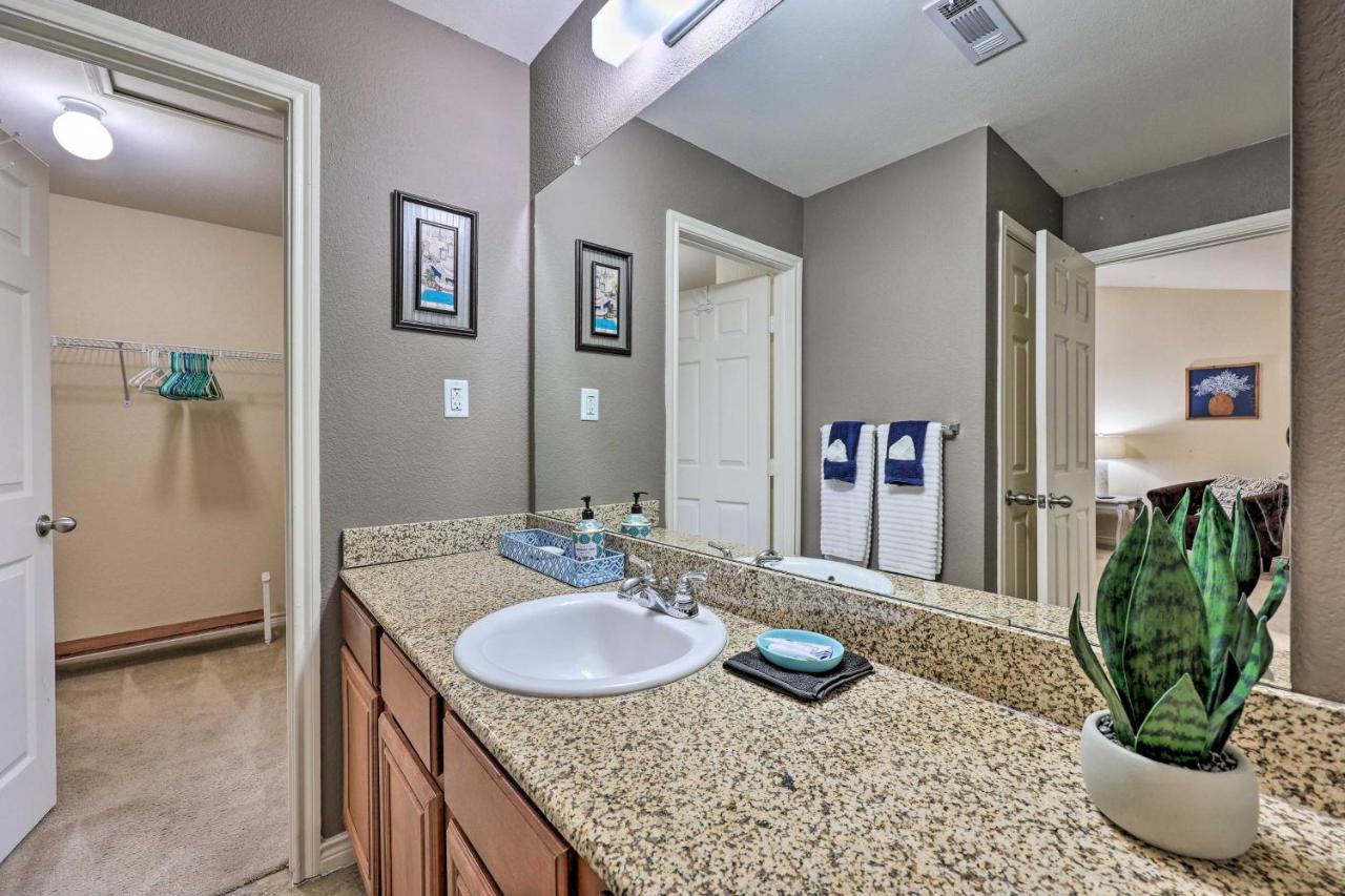 Inviting Afton Townhome With Hot Tub, Walk To Lake! Exterior photo