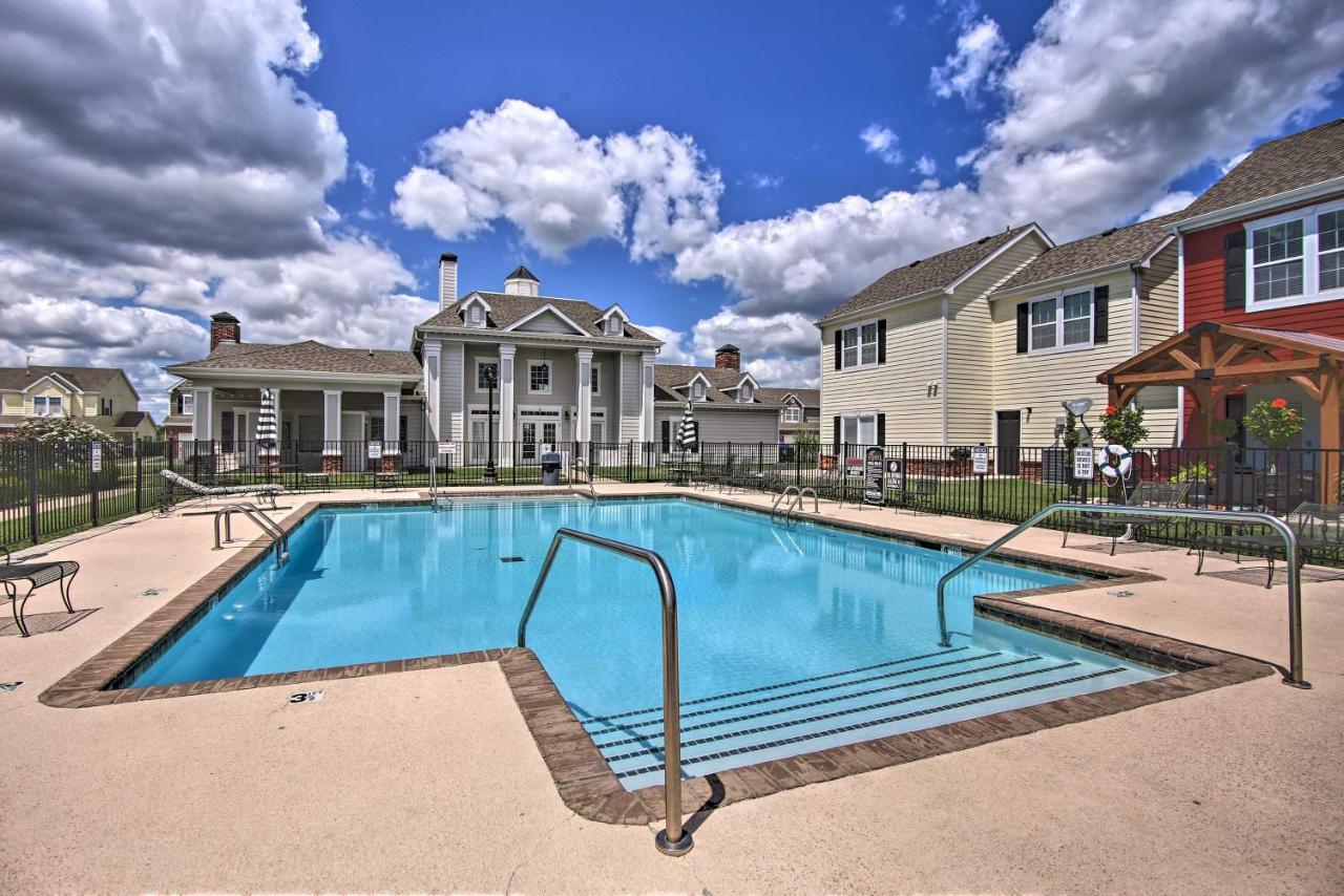 Inviting Afton Townhome With Hot Tub, Walk To Lake! Exterior photo